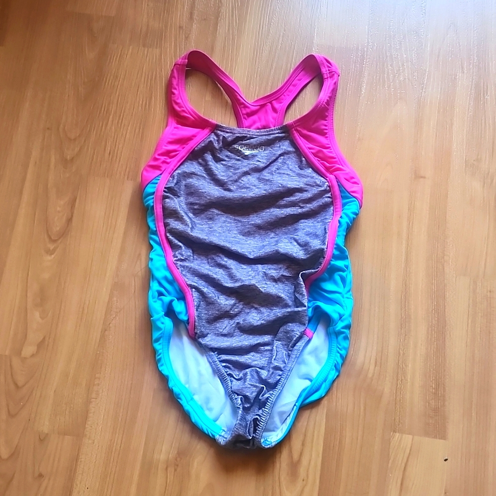 ❤$18/2  SPEEDO Girl Swimsuit (7Y)